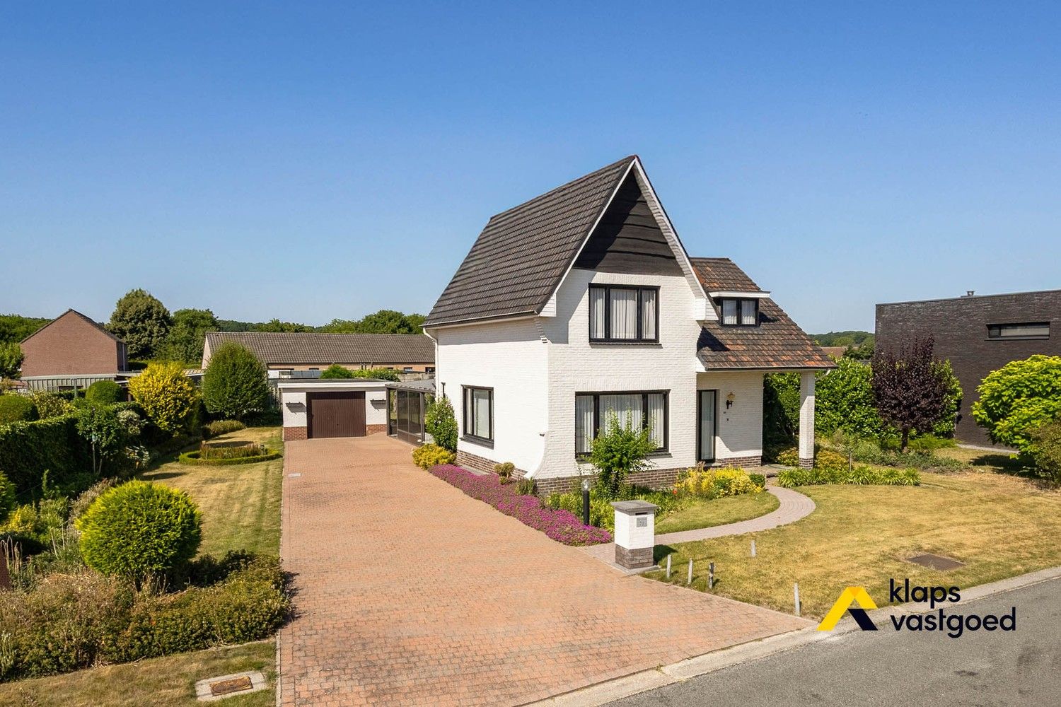 Charmante woning op ±12 are! foto 24