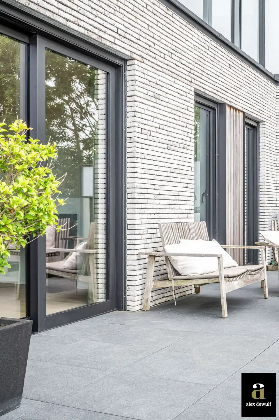 Recent appartement met groot terras, centrum Waregem [Stationsstraat]. foto 14