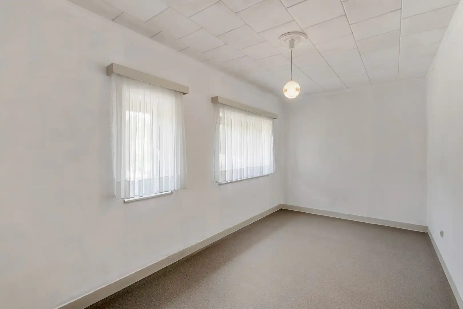 🏡&nbsp;Knusse woning met 4 slaapkamers en veel potentieel te Houthalen foto 10