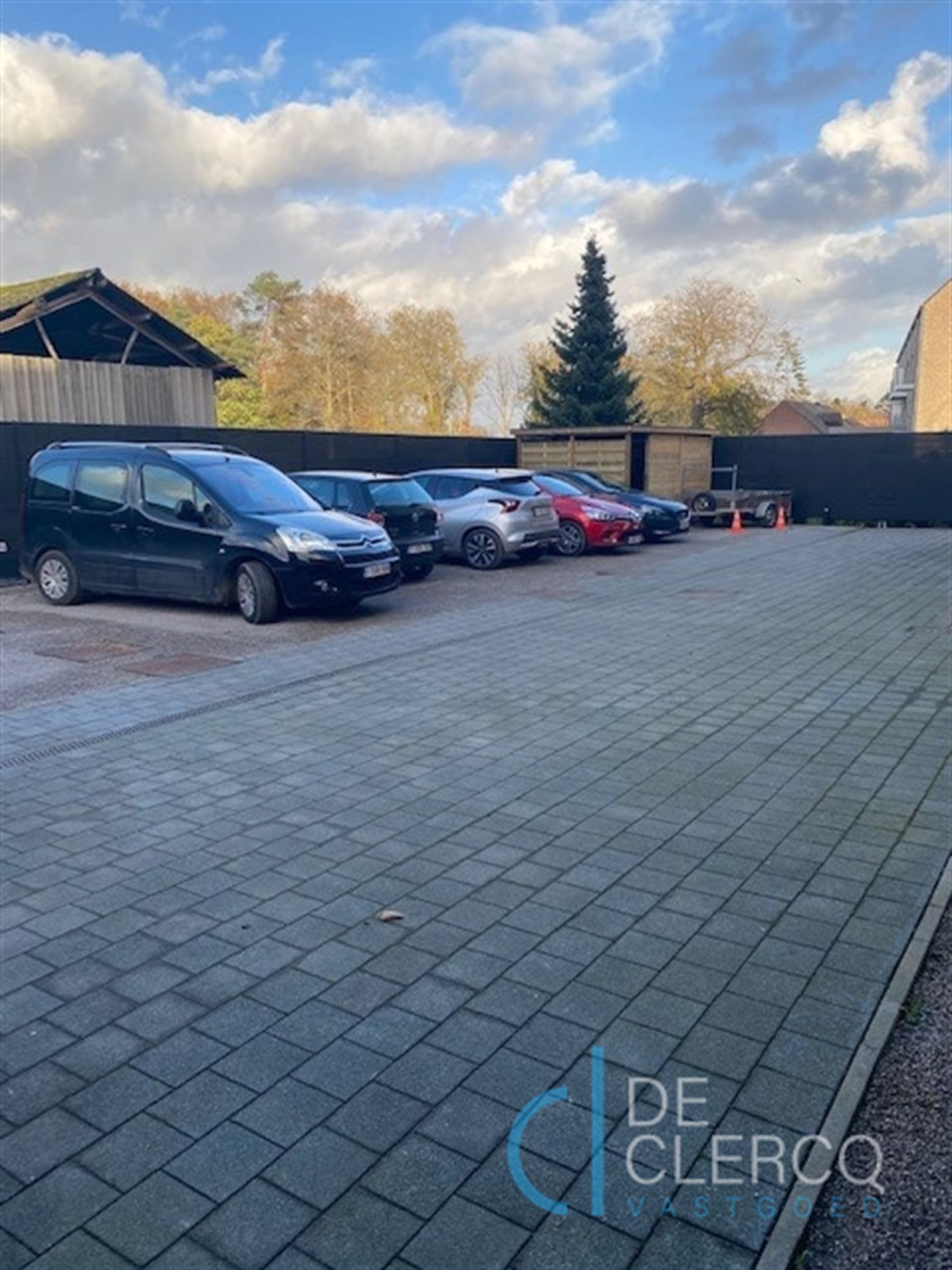 Ruim appartement TE HUUR in het centrum van Zeveneken! foto 17