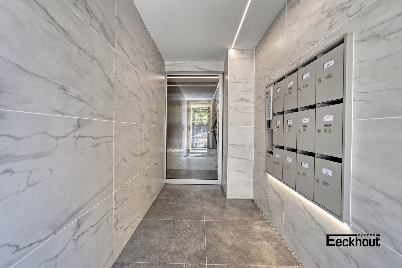Gerenoveerd appartement in centrum Oostende met mooi open zicht op het Leopoldpark! foto 2