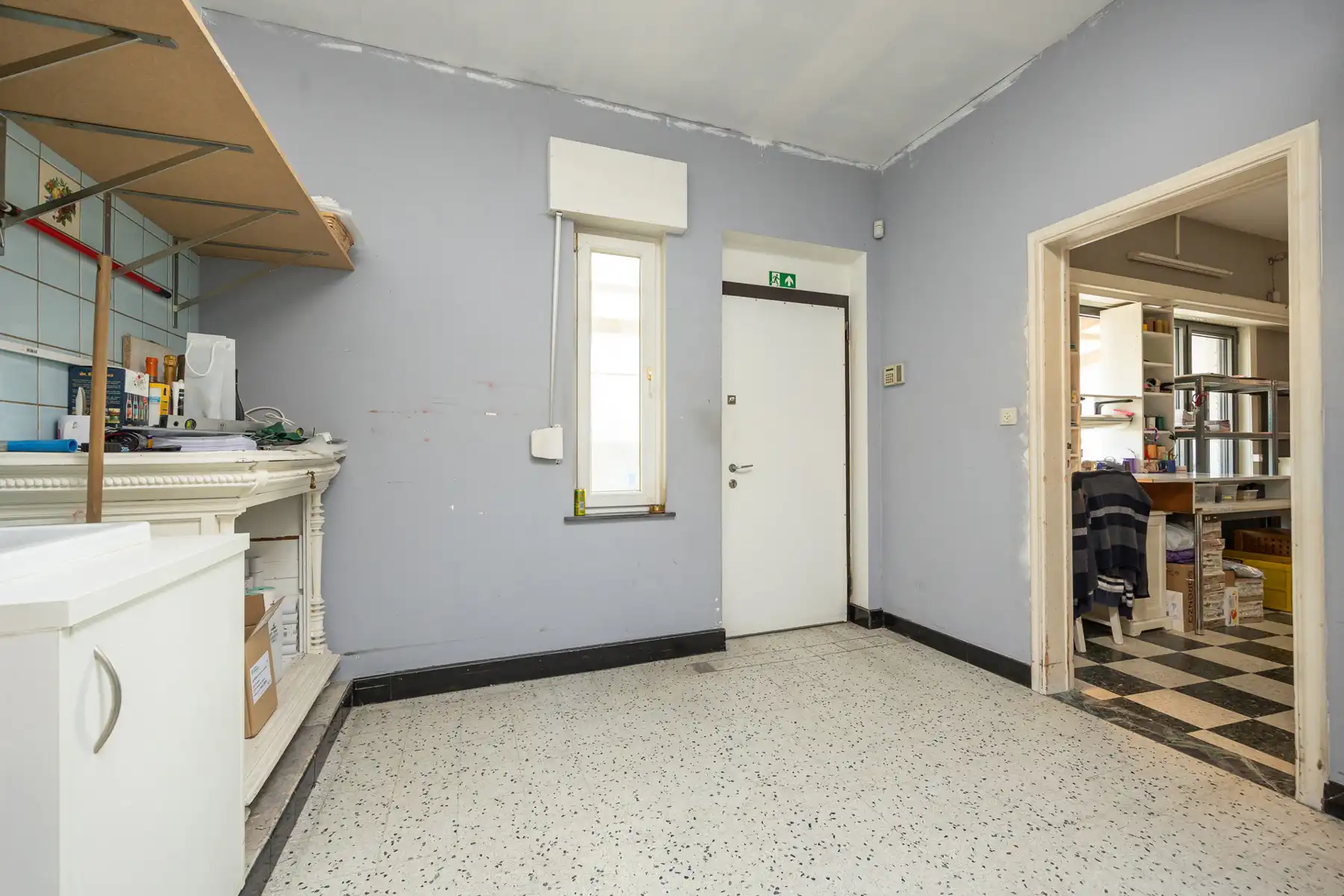 Veelzijdige handelszaak met woonst en topzichtbaarheid foto 10