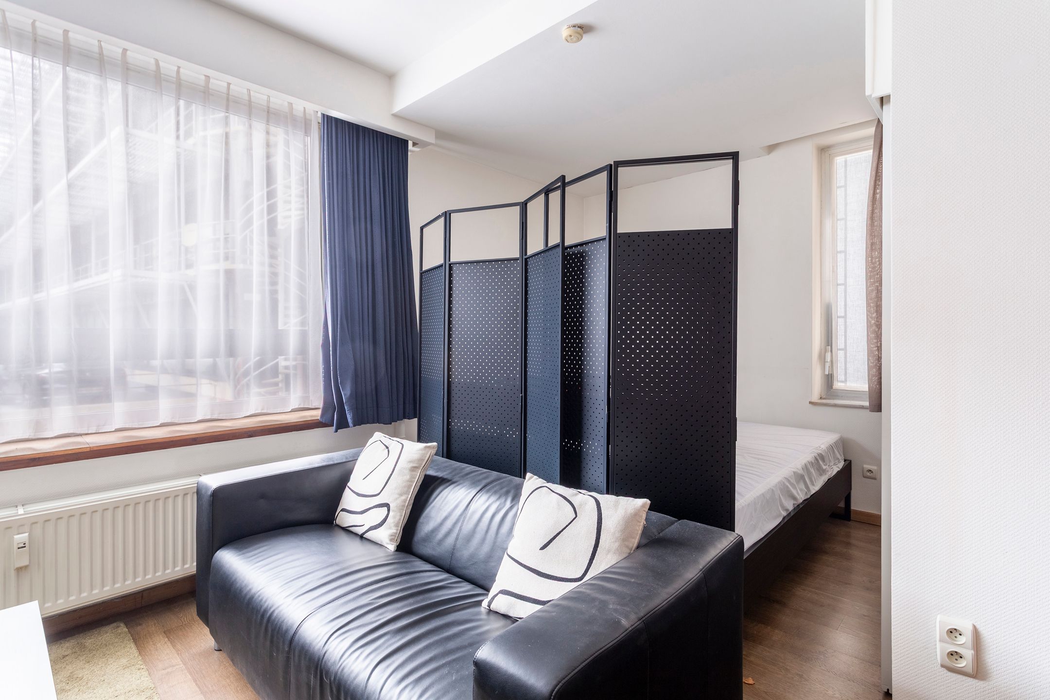 volledig gemeubeld studioappartement aan het Theaterplein foto 13