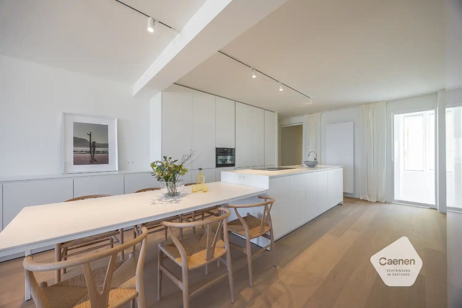 Exclusief drie slaapkamer appartement met zeezicht foto 8