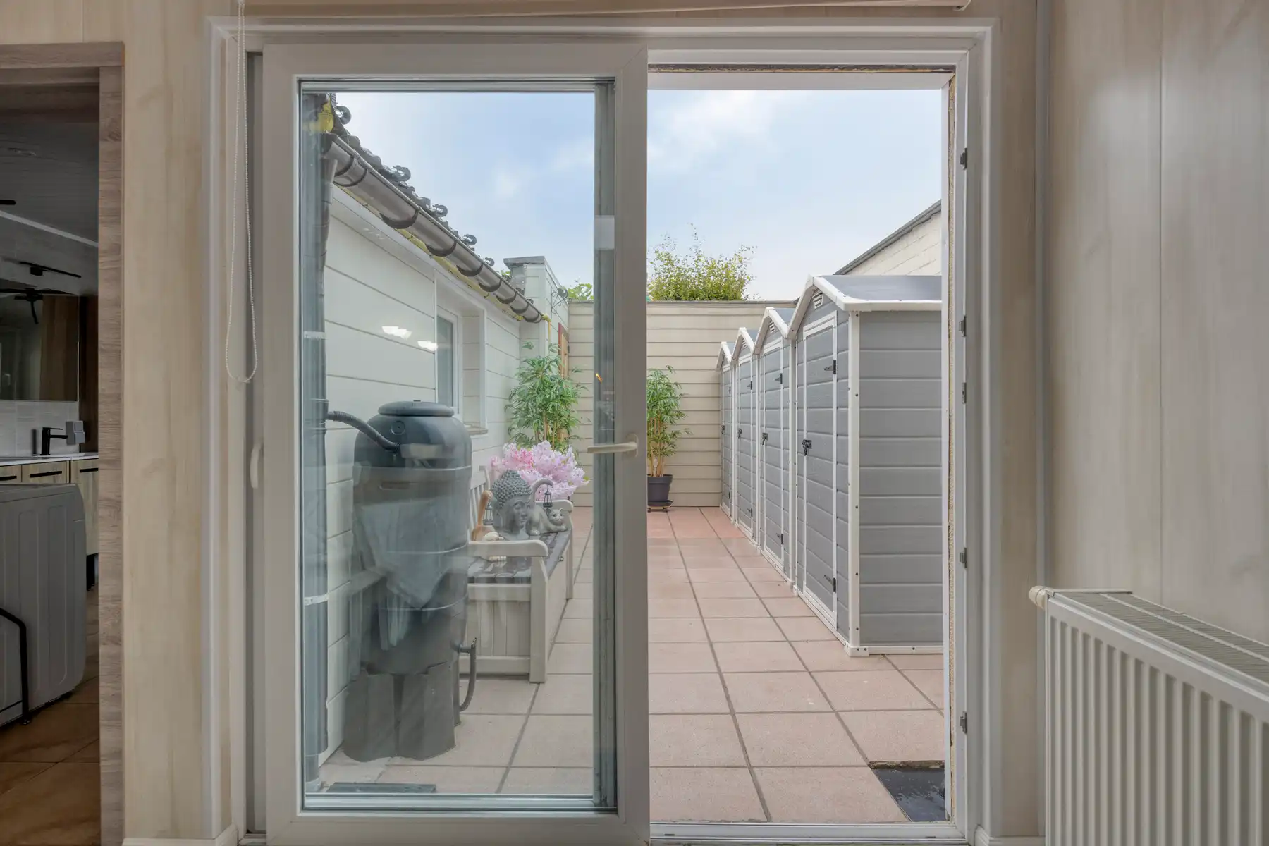 Instapklare woning met 2 (3) kamers en terras foto 14