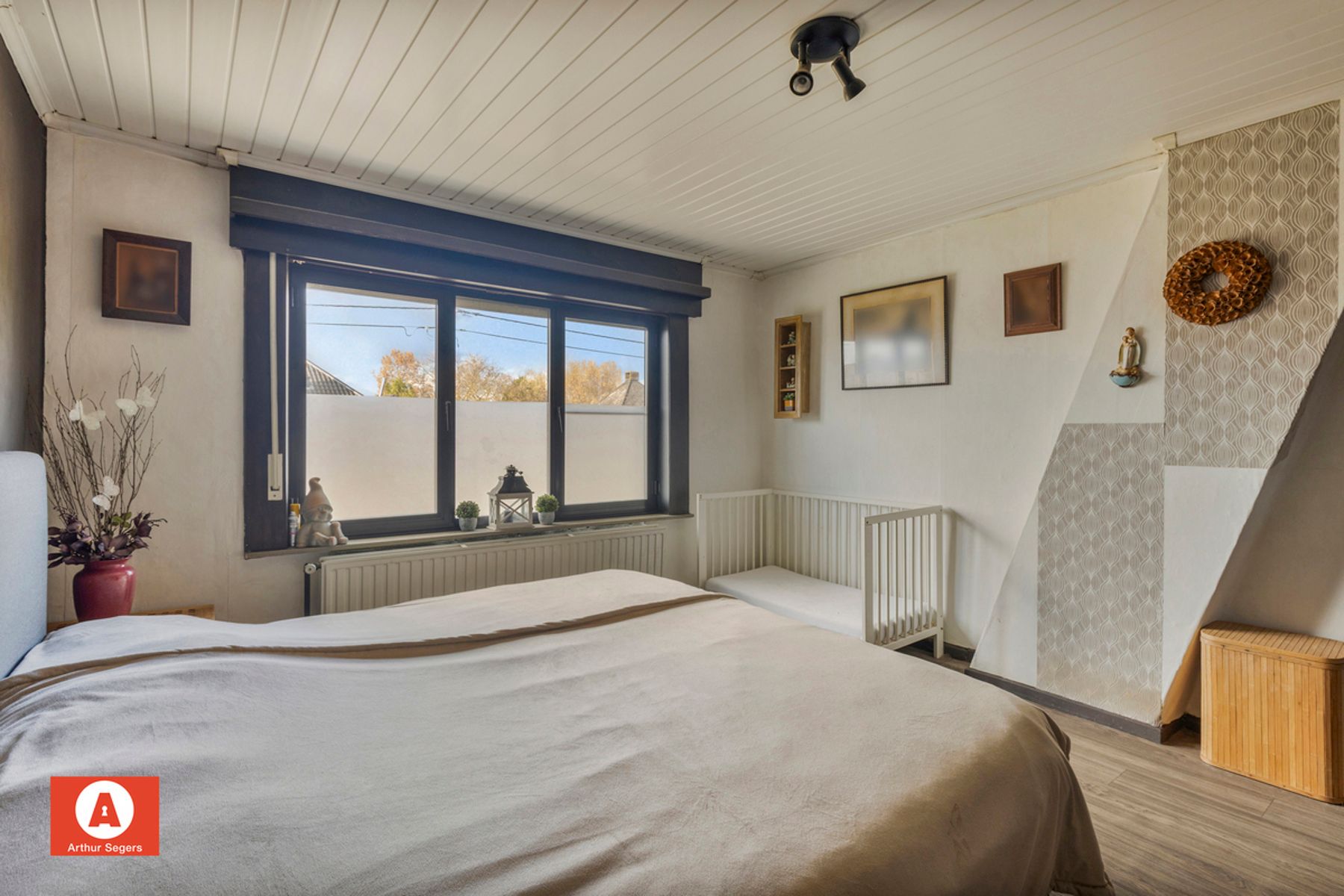 IN OPTIE - Open Bebouwing mét 4 slaapkamers op 15are. foto 13