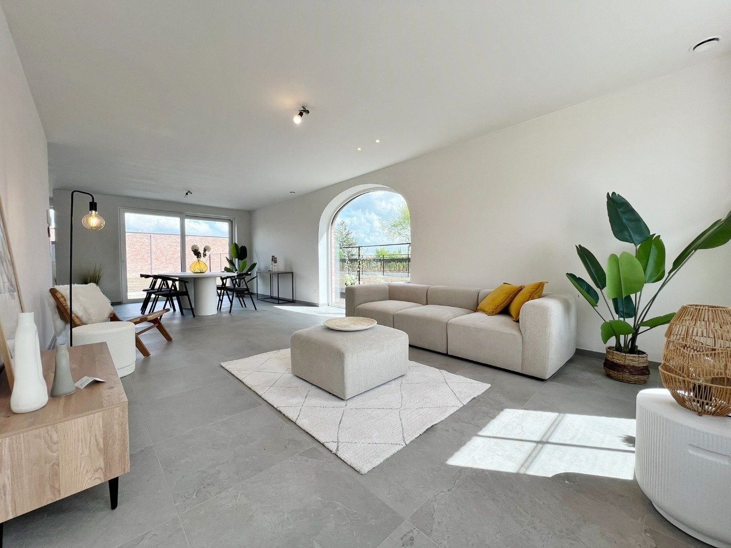 Halfopen karaktervolle nieuwbouwwoningen met dubbele garage en tuin te Elverdinge foto 3