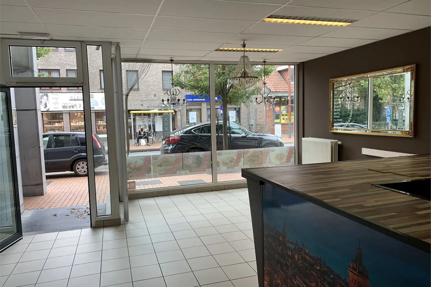 winkel-kantoorruimte van 150 m² foto 4