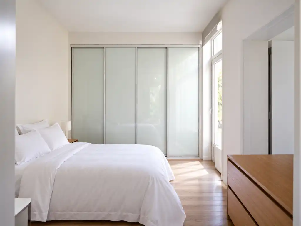 Karaktervol herenhuisappartement met terras en zicht op het stadhuis foto 10