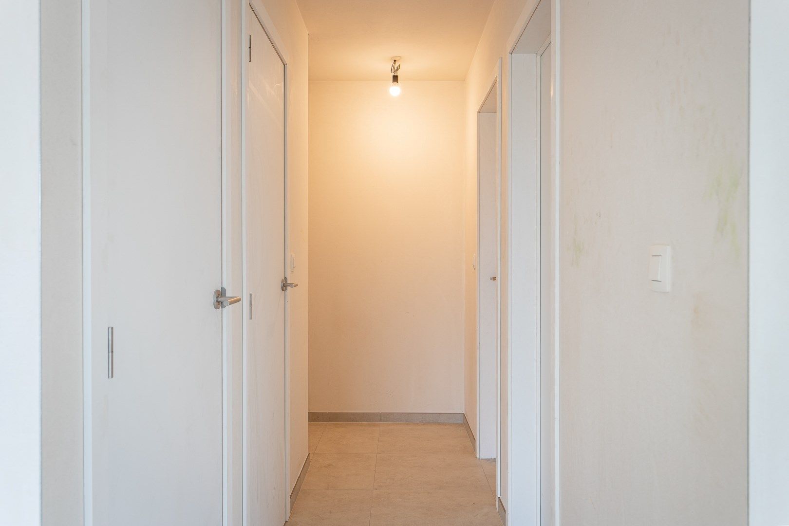 Appartement met 1 slpk, tuin en parkeerplaats foto 7