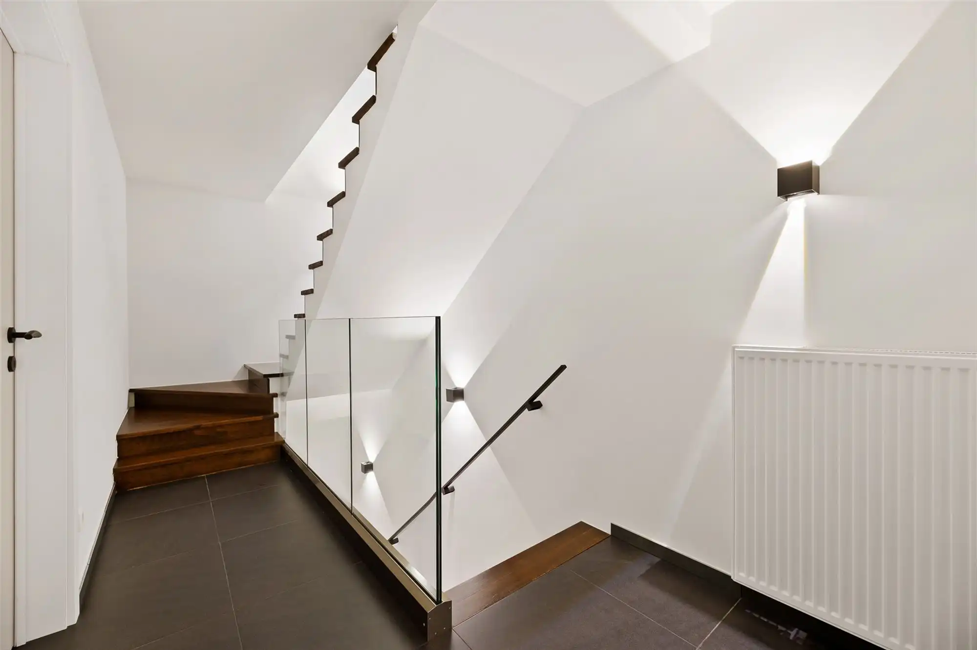 KNAP GERENOVEERDE WONING WONING MET 3SLAAPKAMERS OP EEN ZONNIG GEORIËNTEERD PERCEEL TE OOSTHAM foto 17