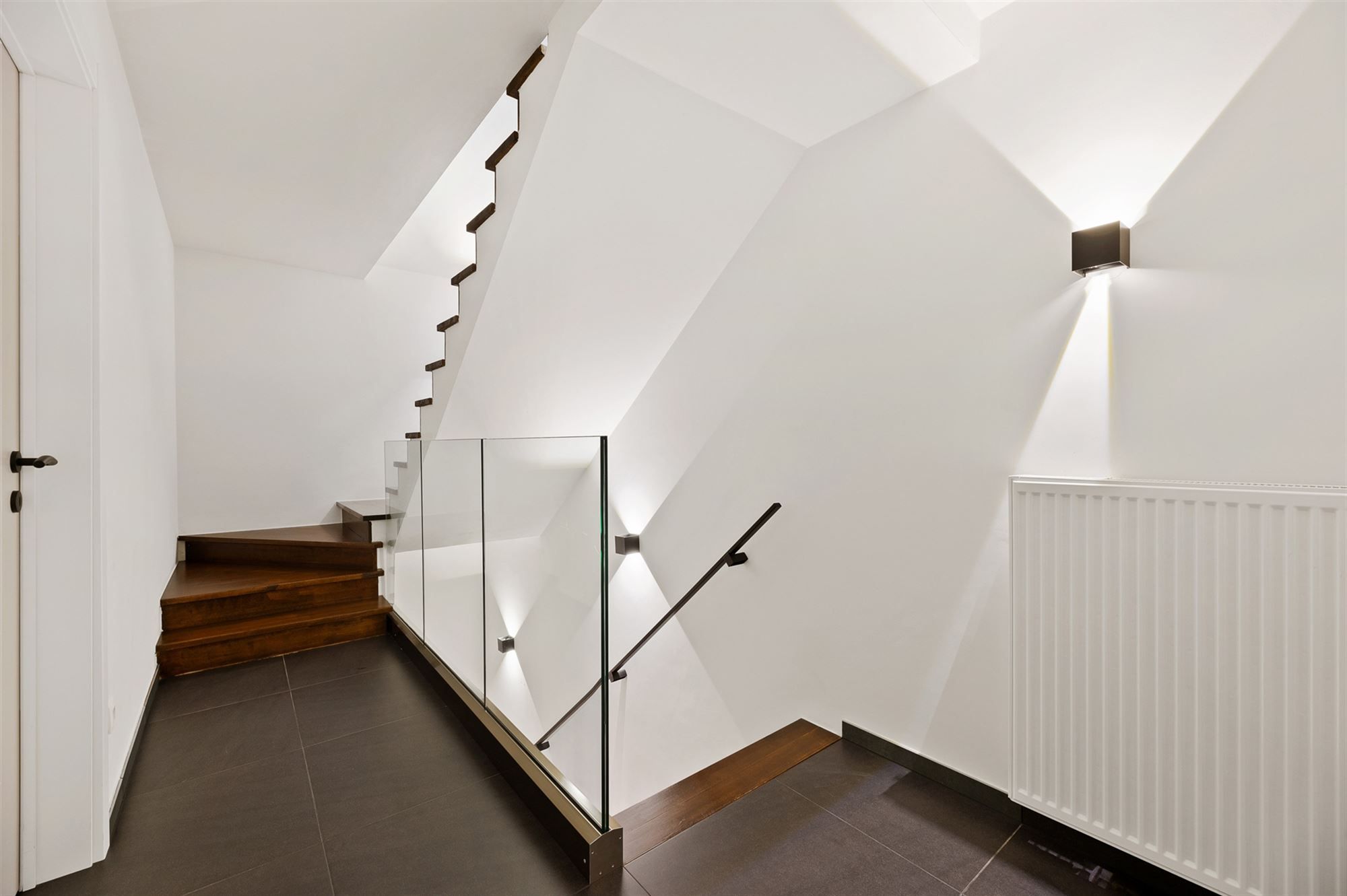 KNAP GERENOVEERDE WONING WONING MET 3SLAAPKAMERS OP EEN ZONNIG GEORIËNTEERD PERCEEL TE OOSTHAM foto 17