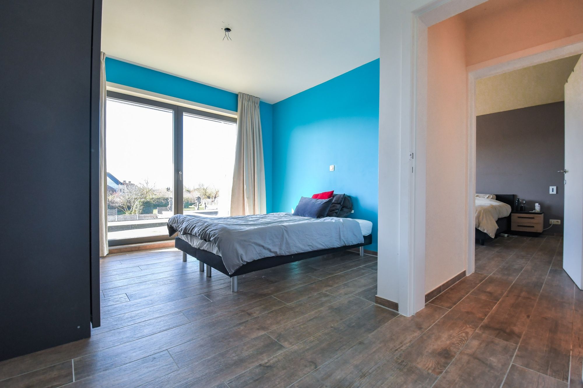 | BEZOEKMOMENT ZAT 28/06 - 11u - 12u30 | Ruime energiezuinige woning met 4 SLPKS, tuin en garage in het centrum van Klemskerke foto 16
