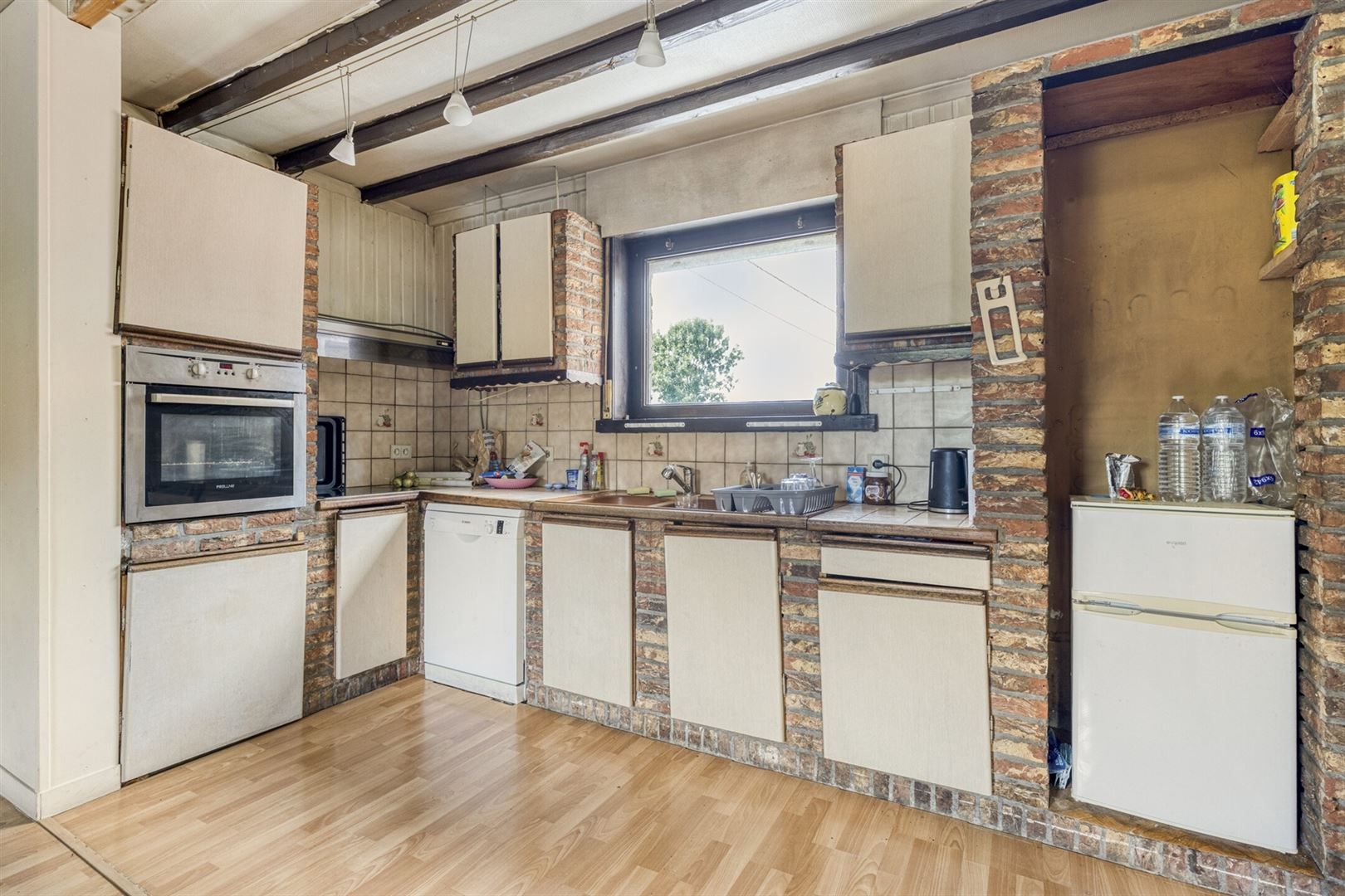 Hoeve + bijgebouw foto 8