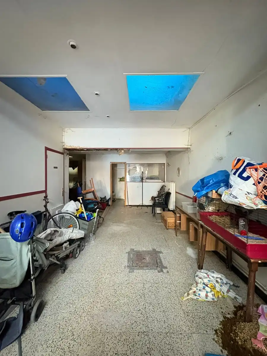 Te renoveren handelshuis met 3 slaapkamers  foto 14