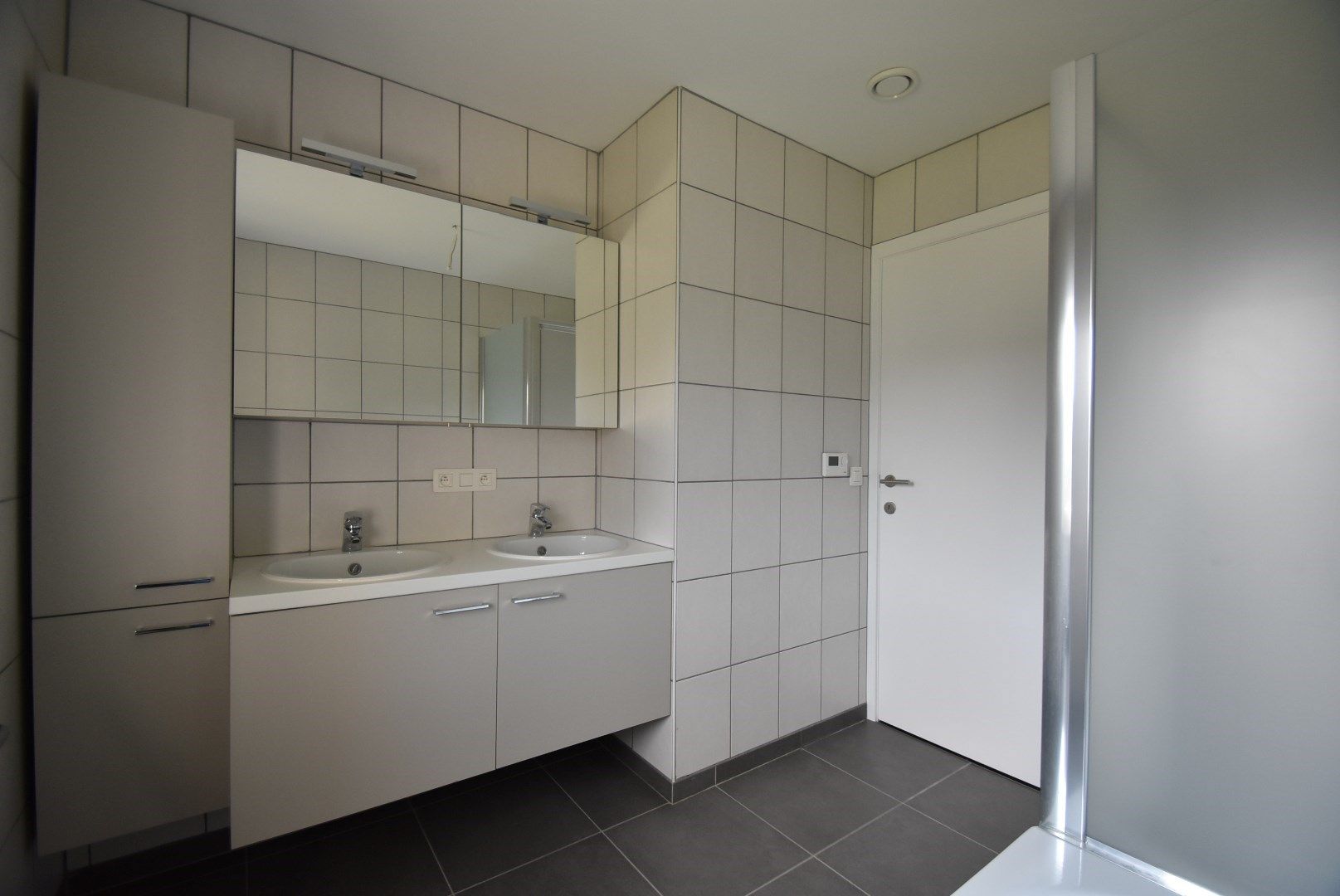 Zeer degelijk gebouwde ruime nieuwbouwwoning met inpandige garage en tuin op 4a81ca,  foto 20