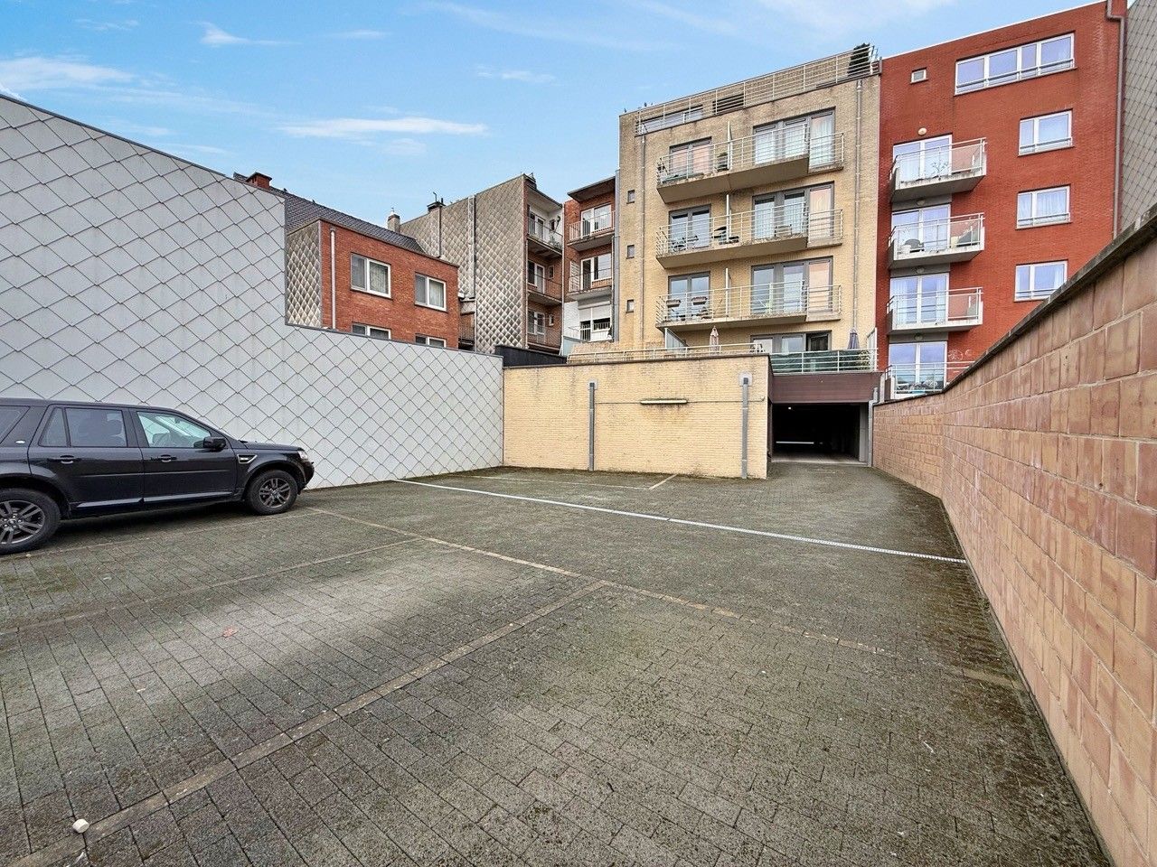 Autostaanplaats te Oostende foto 4