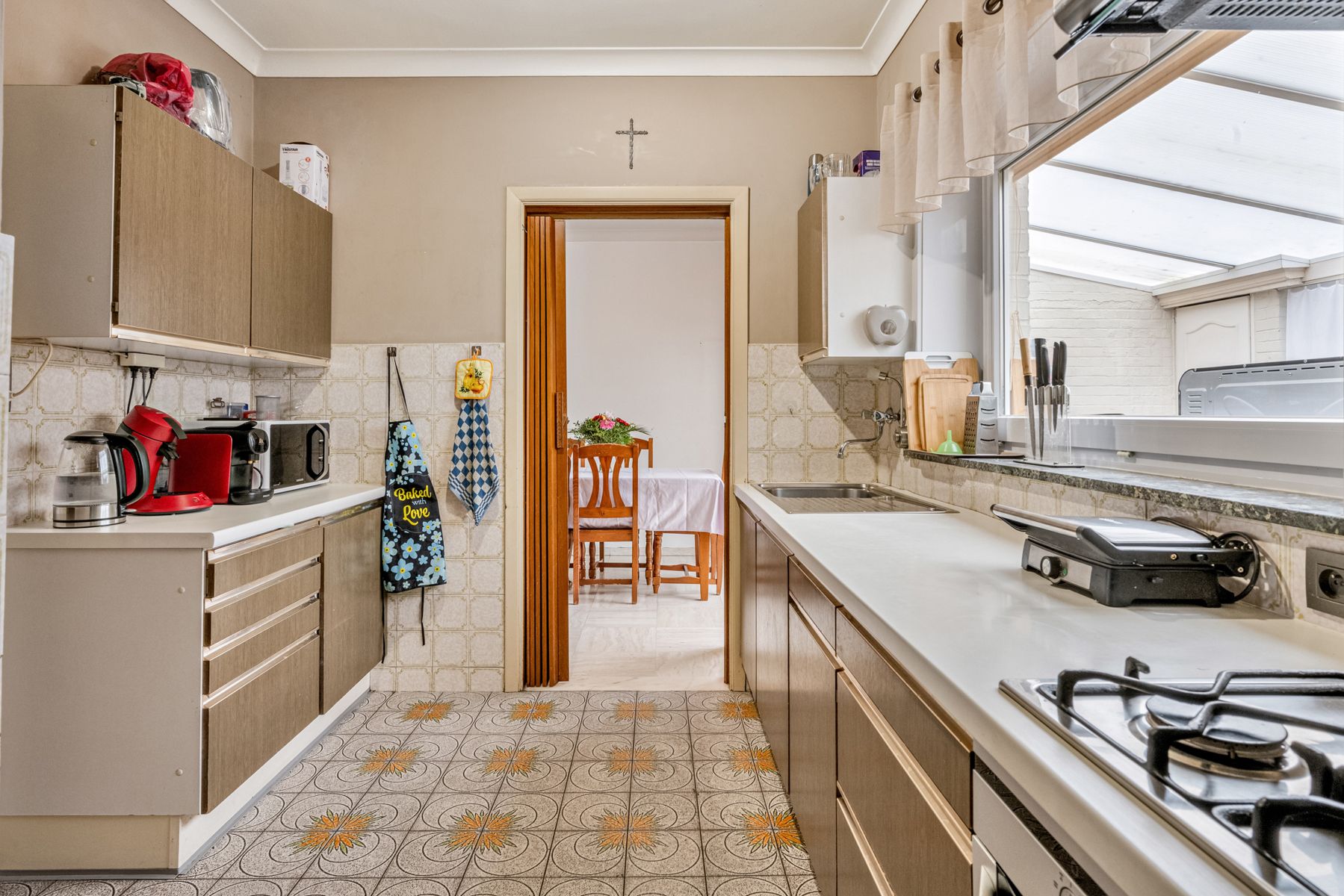 Instapklare halfopen bebouwing met 4 slaapkamers foto 5