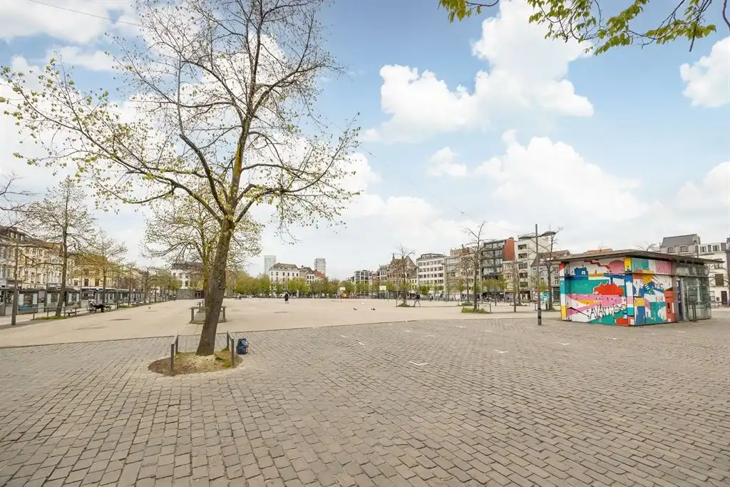 Royale kantoorruimte met grote visibiliteit foto 12