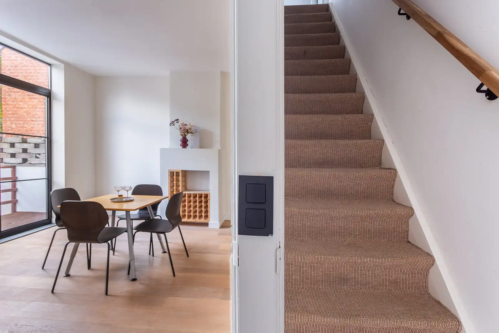 Duplex met terras in bruisende buurt foto 18
