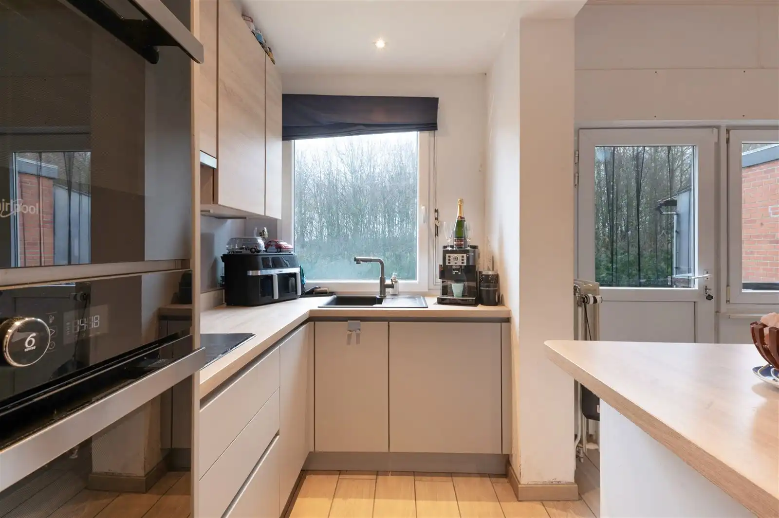 Knusse woning met 2 slaapkamers, garage en tuintje op 2are06 foto 5