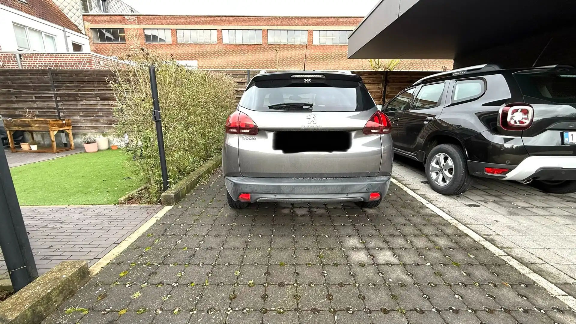 Gelijkvloers appartement met 2 slaapkamers, tuin en autostandplaats foto 21