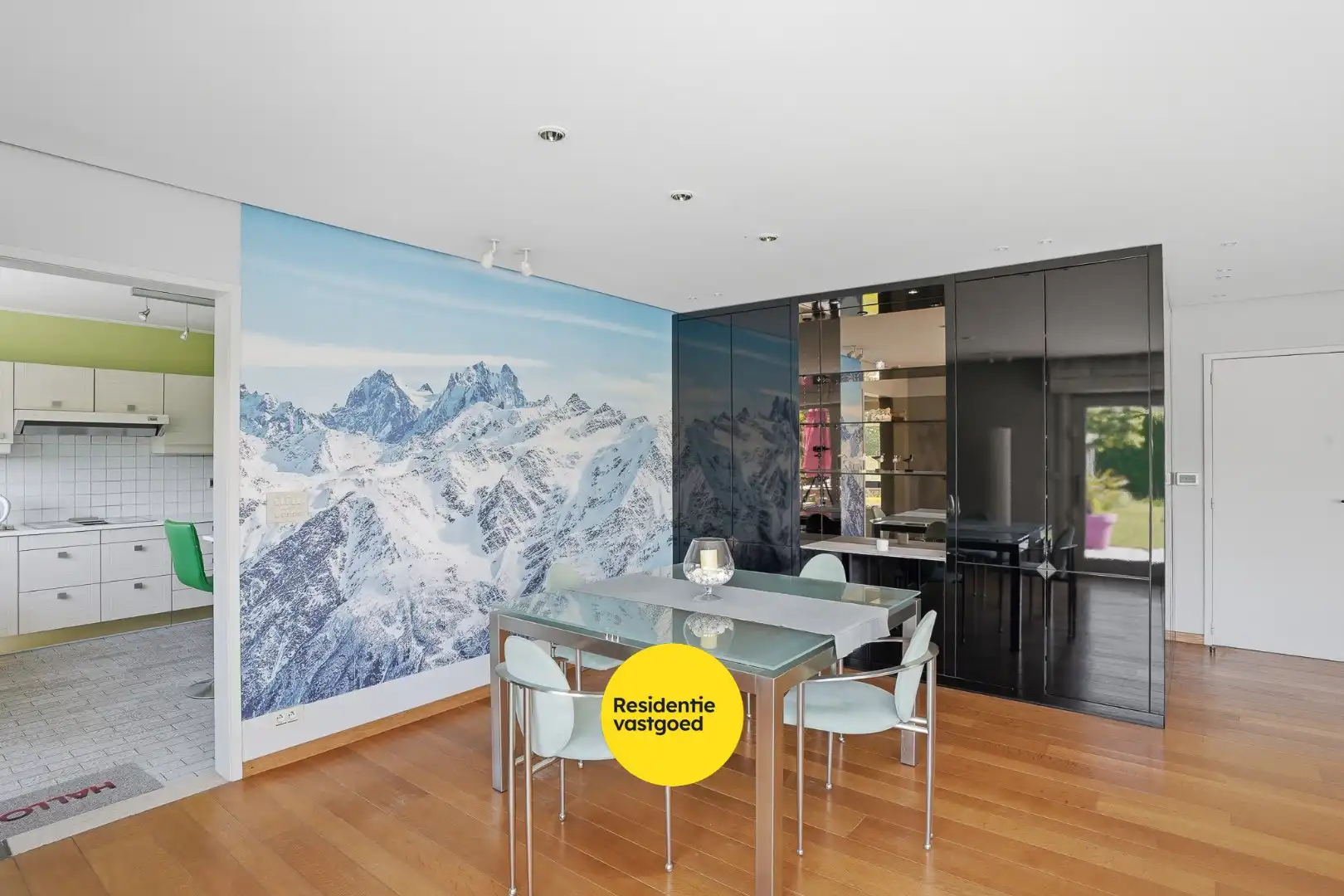 Alleenstaande woning met zonnige tuin op 980 m² foto 8