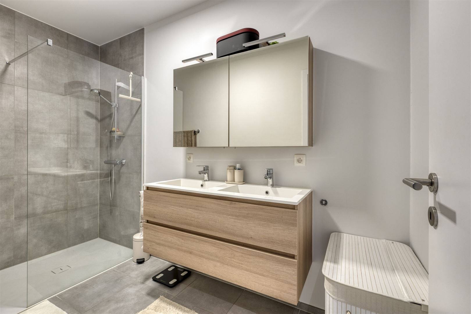 TE KOOP: Prachtig nieuwbouwappartement te Heusden-Zolder! foto 13
