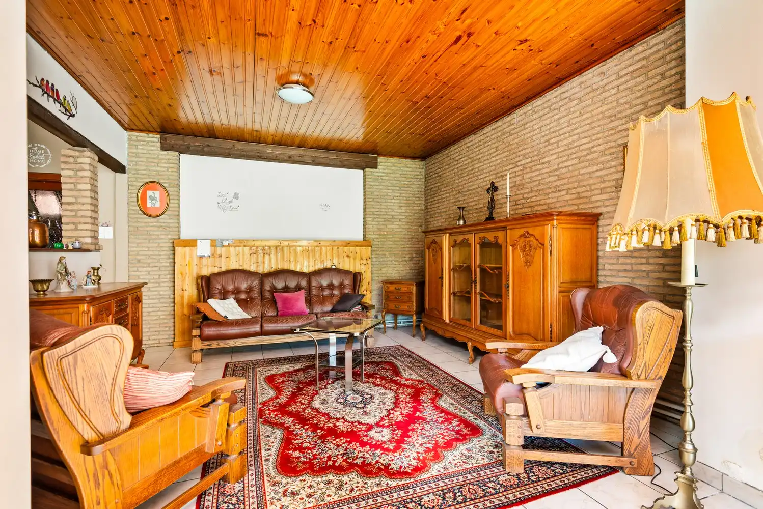 Te renoveren huis met 3 slaapkamers, garage en tuin in Wijnegem foto 6