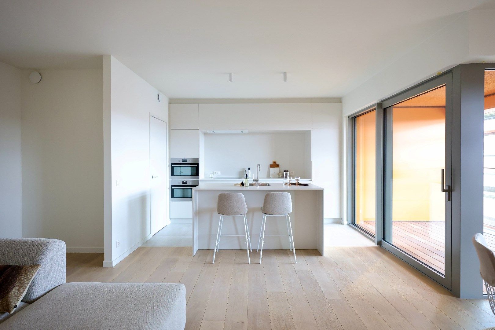 Modelappartement met 2 slaapkamers en oost geörienteerd terras. foto 11