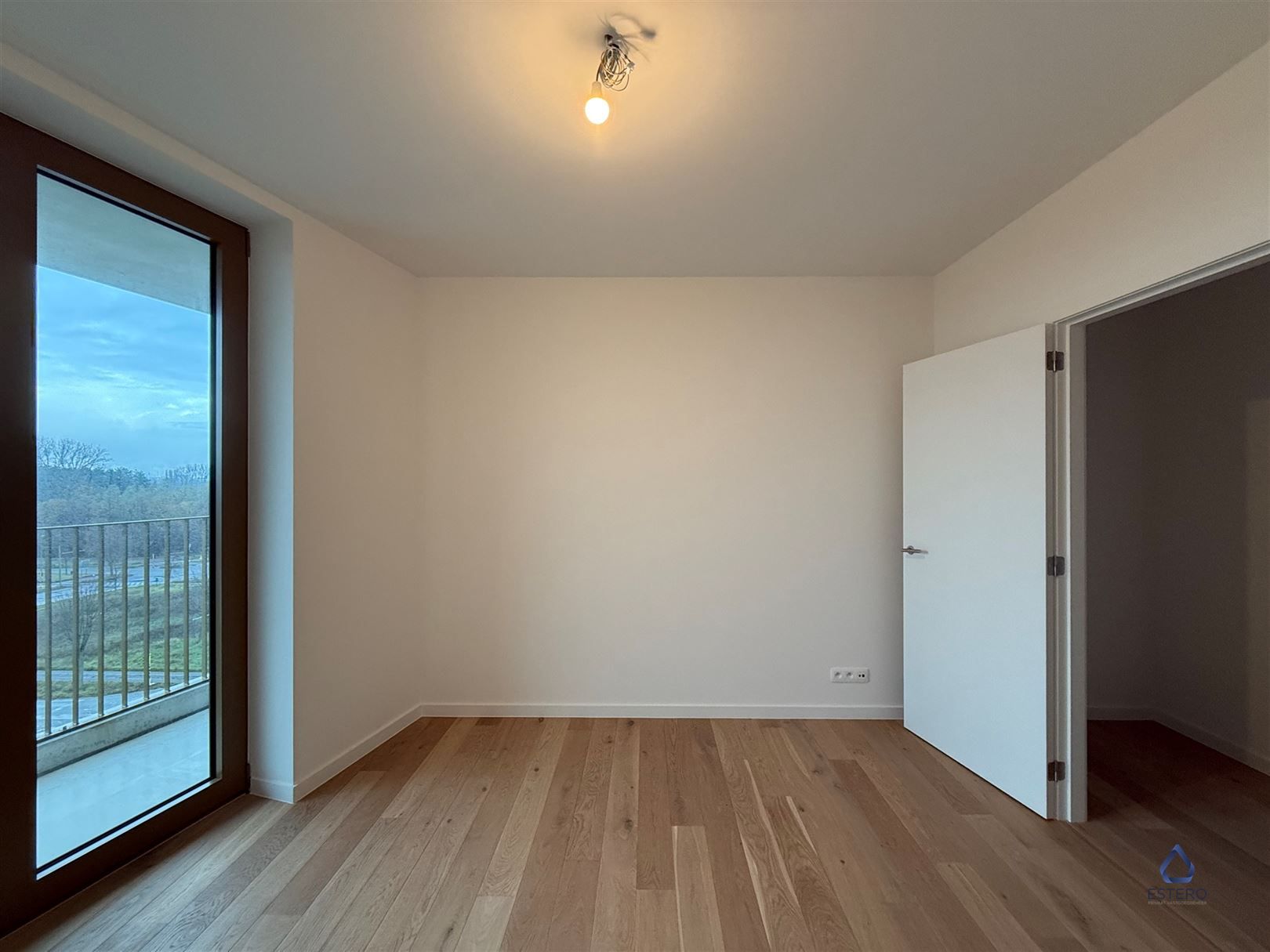 Nieuwbouwappartement met dubbel terras op een toplocatie foto 12