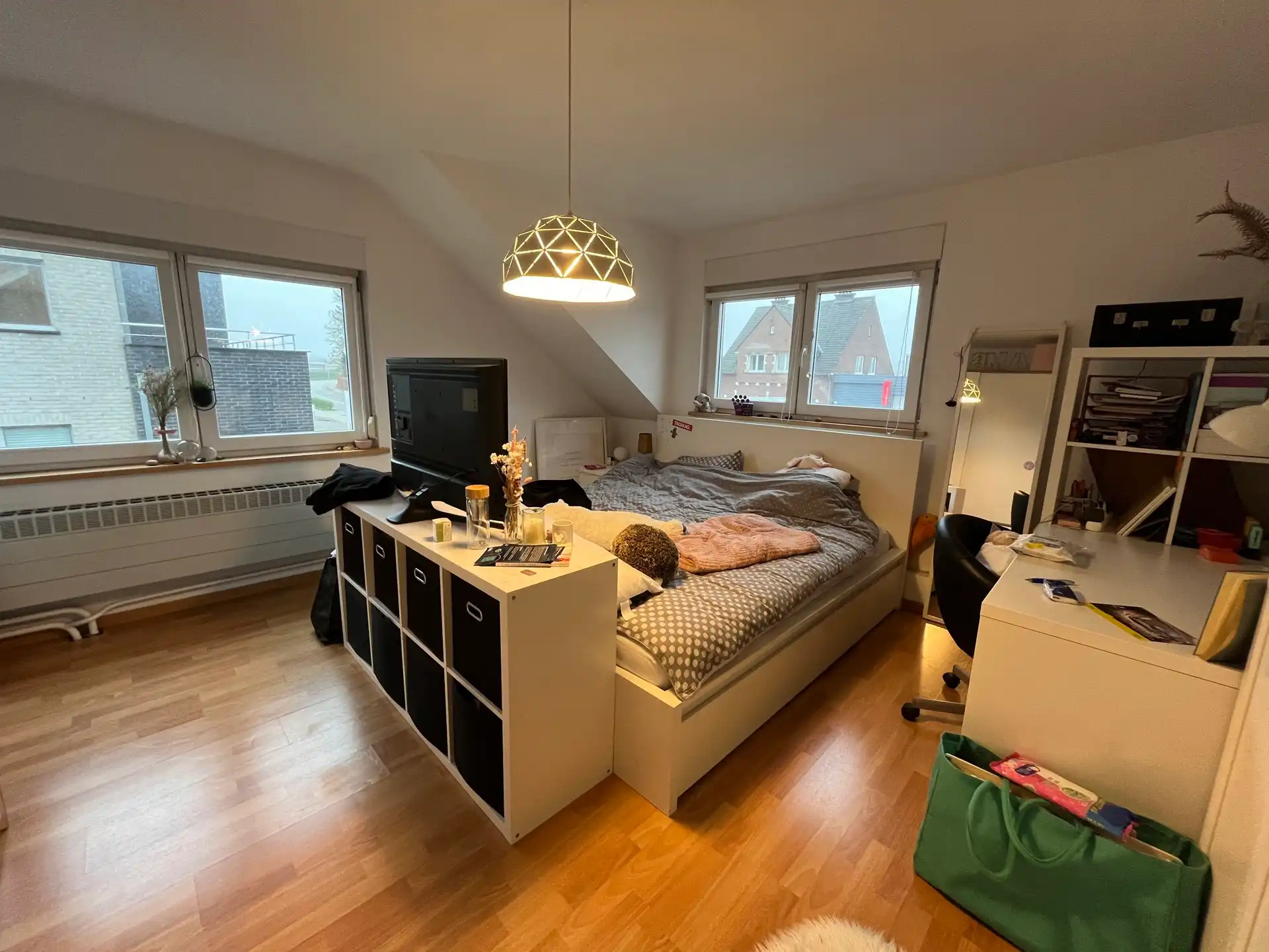 Woning op uitstekende locatie met drie slaapkamers en tuin foto 6