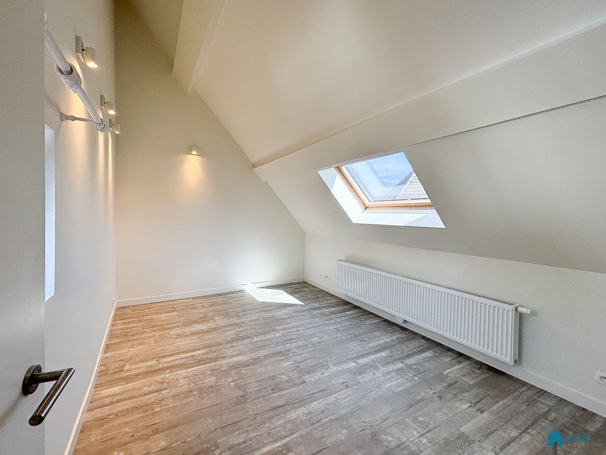 Gerenoveerde woning met 1 slaapkamer foto 12