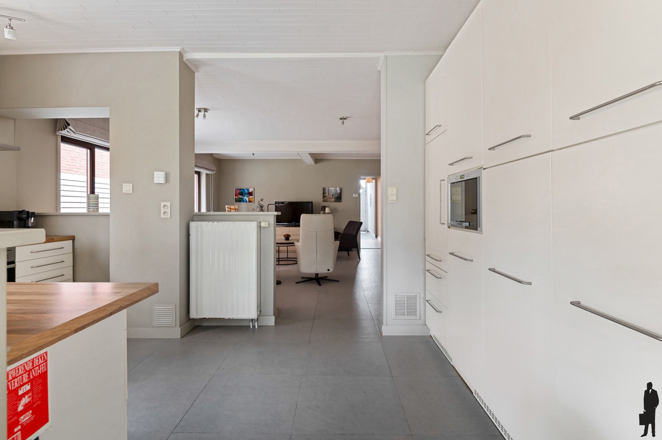 HOB met 4 slpks, bureau en prachtige tuin in centrum Edegem foto 8