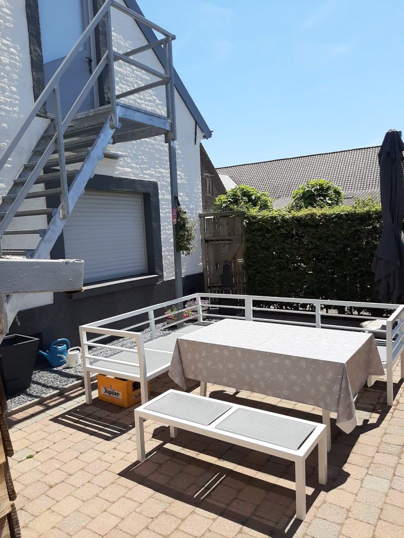 Gezellig duplex-appartement met terras en carport foto 11