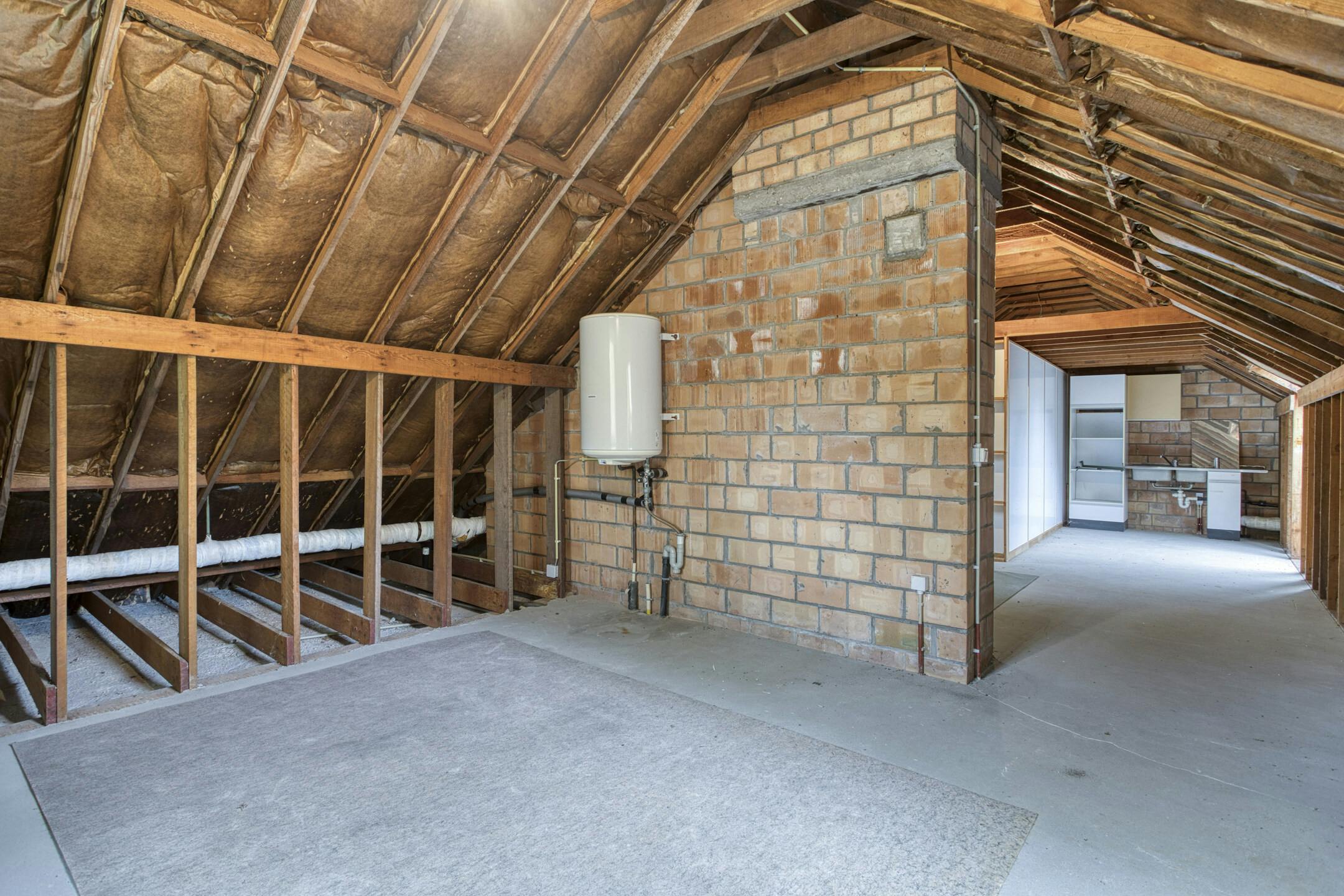 Vrijstaand huis met praktijkmogelijkheid te Sint-Kruis foto 20