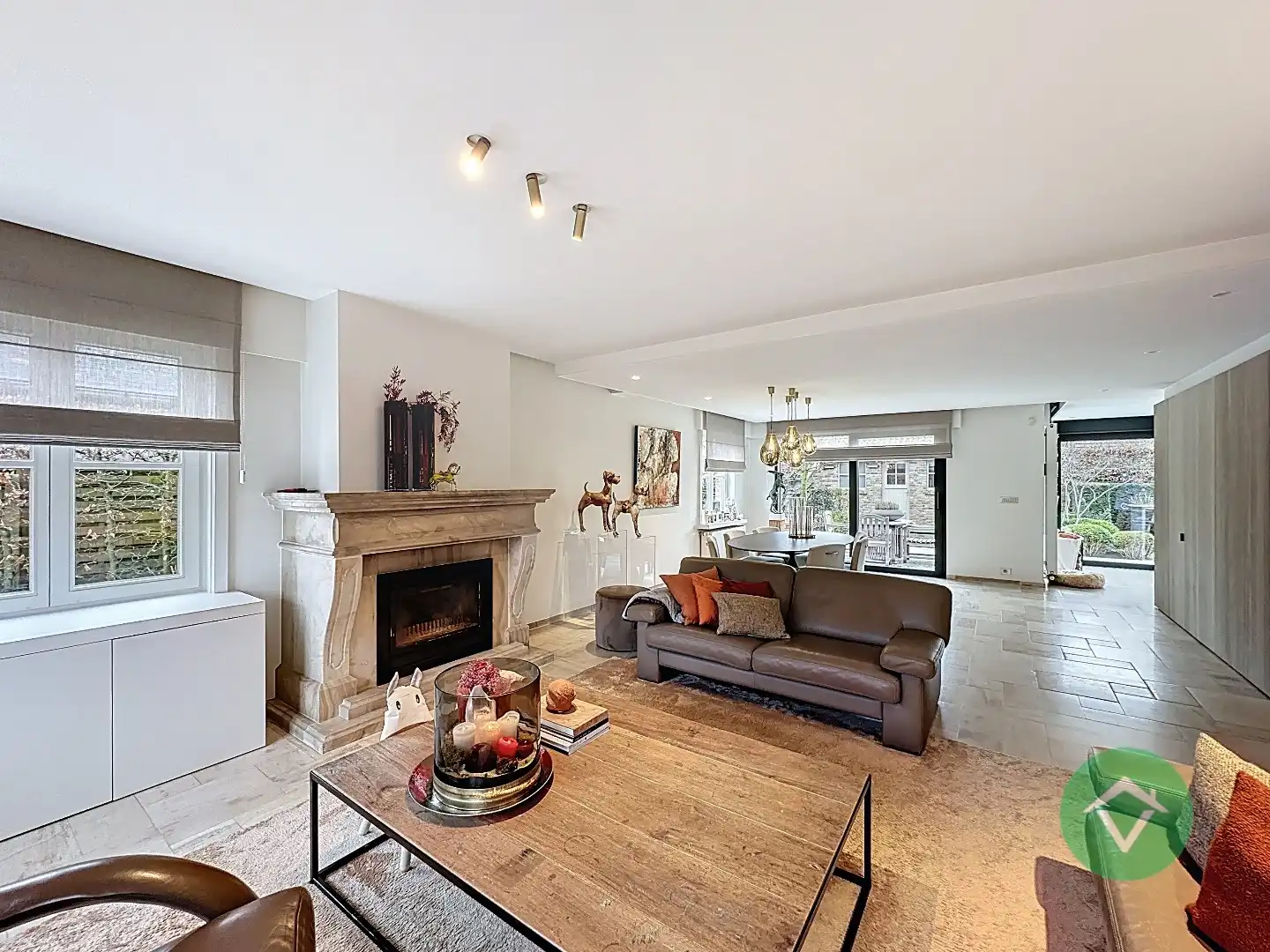 Exclusieve alleenstaande villa met zonnige tuin in een gegeerde woonomgeving te Koekelare foto 5