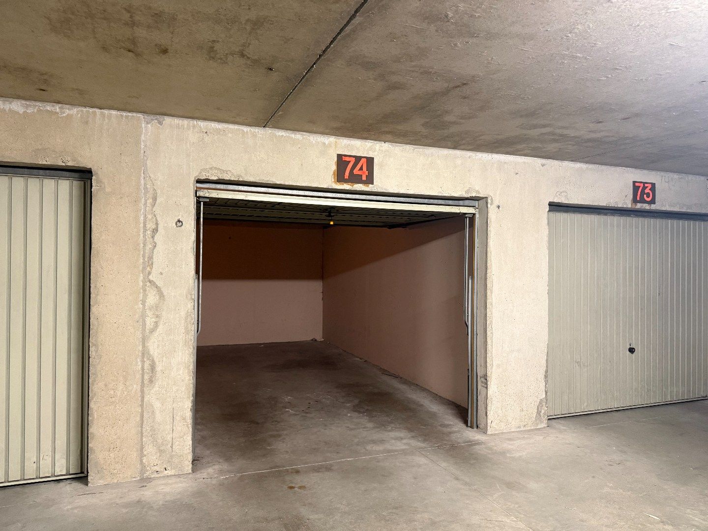 GARAGEBOX VLAKBIJ ZEEDIJK  foto 4