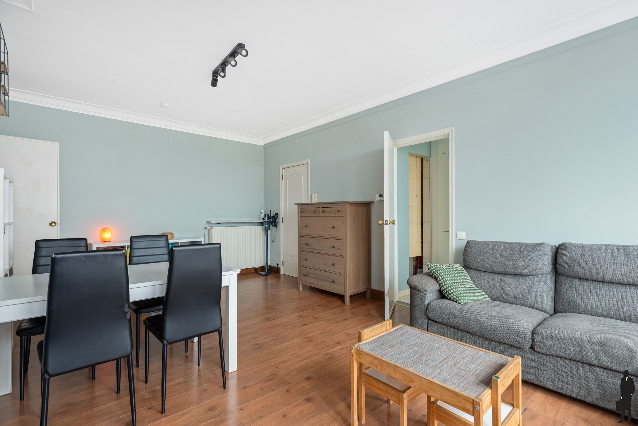 Verzorgd en comfortabel appartement met 2 slaapkamers foto 4