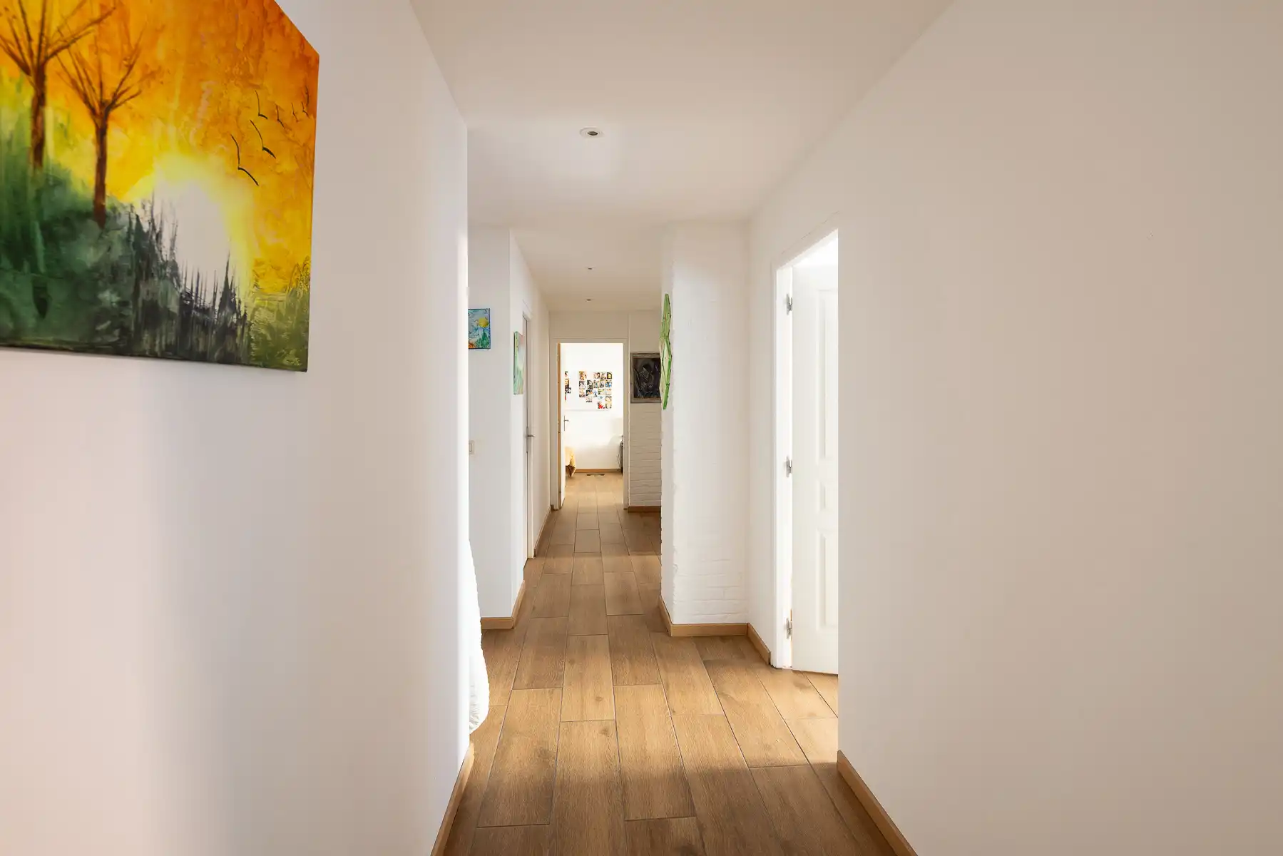 Ruim wonen met terras en 3 slaapkamers foto 4