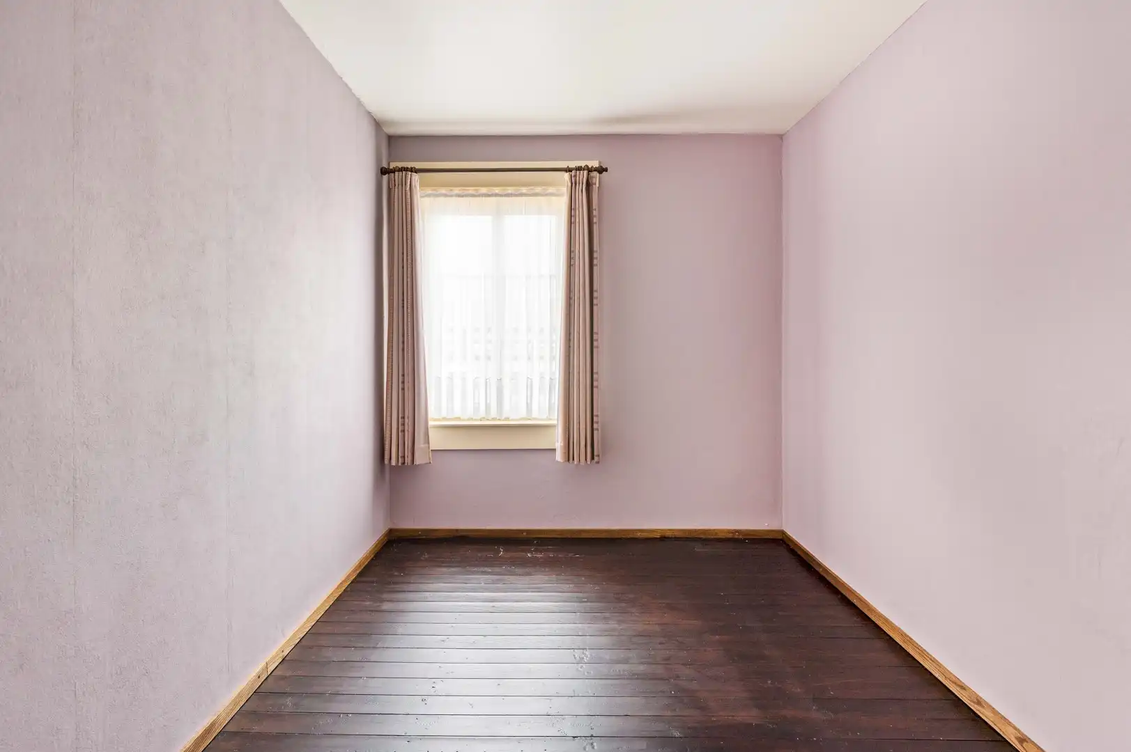 Te moderniseren woning met tal van mogelijkheden op centrale ligging in Herselt foto 9