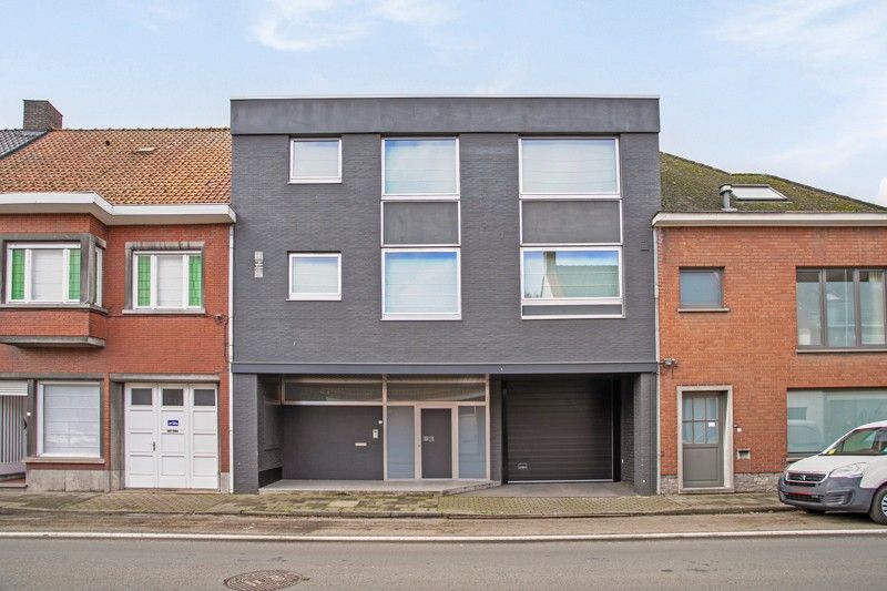 Op en top gerenoveerde bel-etage woning mét magazijn TE KOOP nabij hartje Wakken! foto 28