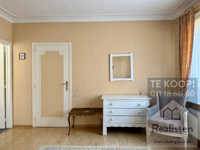 Charmant en ruim huis te koop in Stokrooie - Perfecte gezinswoning met 4 slaapkamers en een tennisplein foto 32