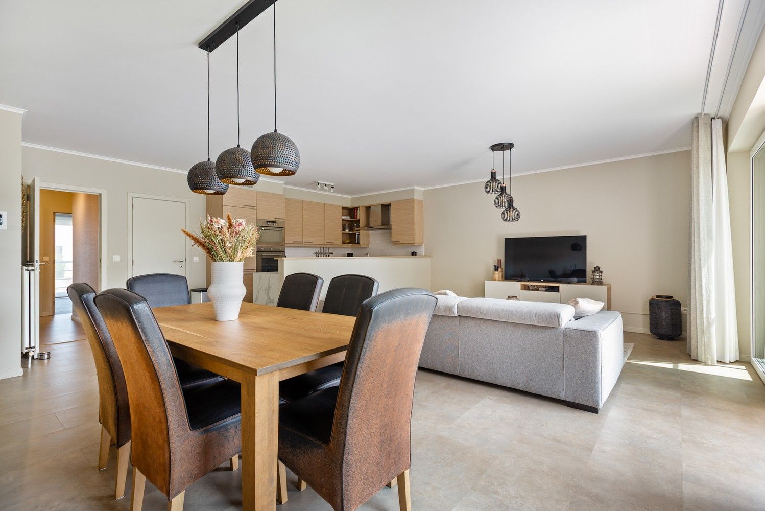 Ruim en modern appartement met 3 slaapkamers op gunstige locatie in Lint foto 8