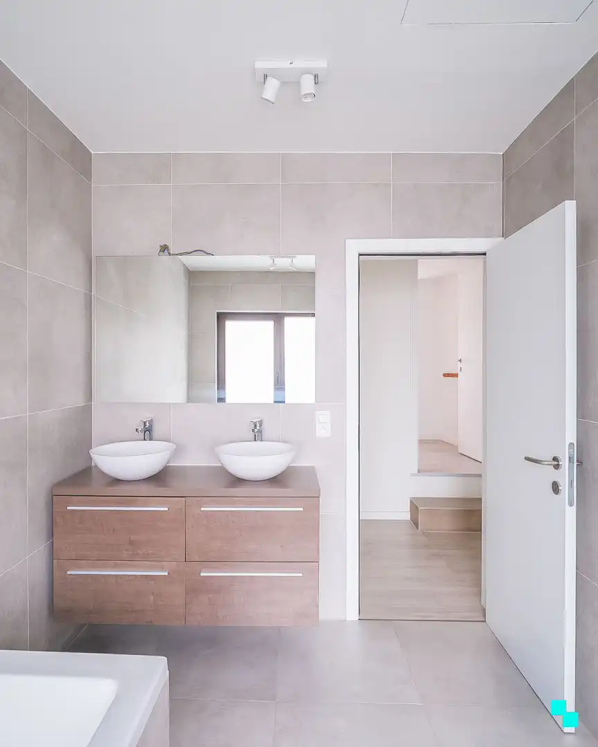 Instapklare rijwoning te Bottelare dorp met garage en tuin foto 20