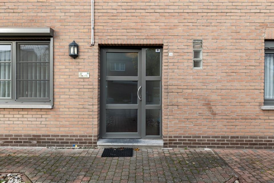 ENERGIEZUINIGE GEZINSWONING MET GARAGE VLAKBIJ HET CENTRUM VAN SINT-TRUIDEN foto 34