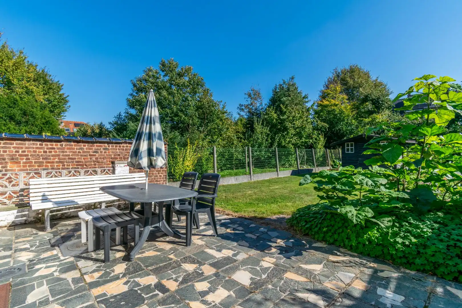 RUIME WONING (EPC: C) MET 3 SLAAPKAMERS, GARAGE & TUIN ! foto 7