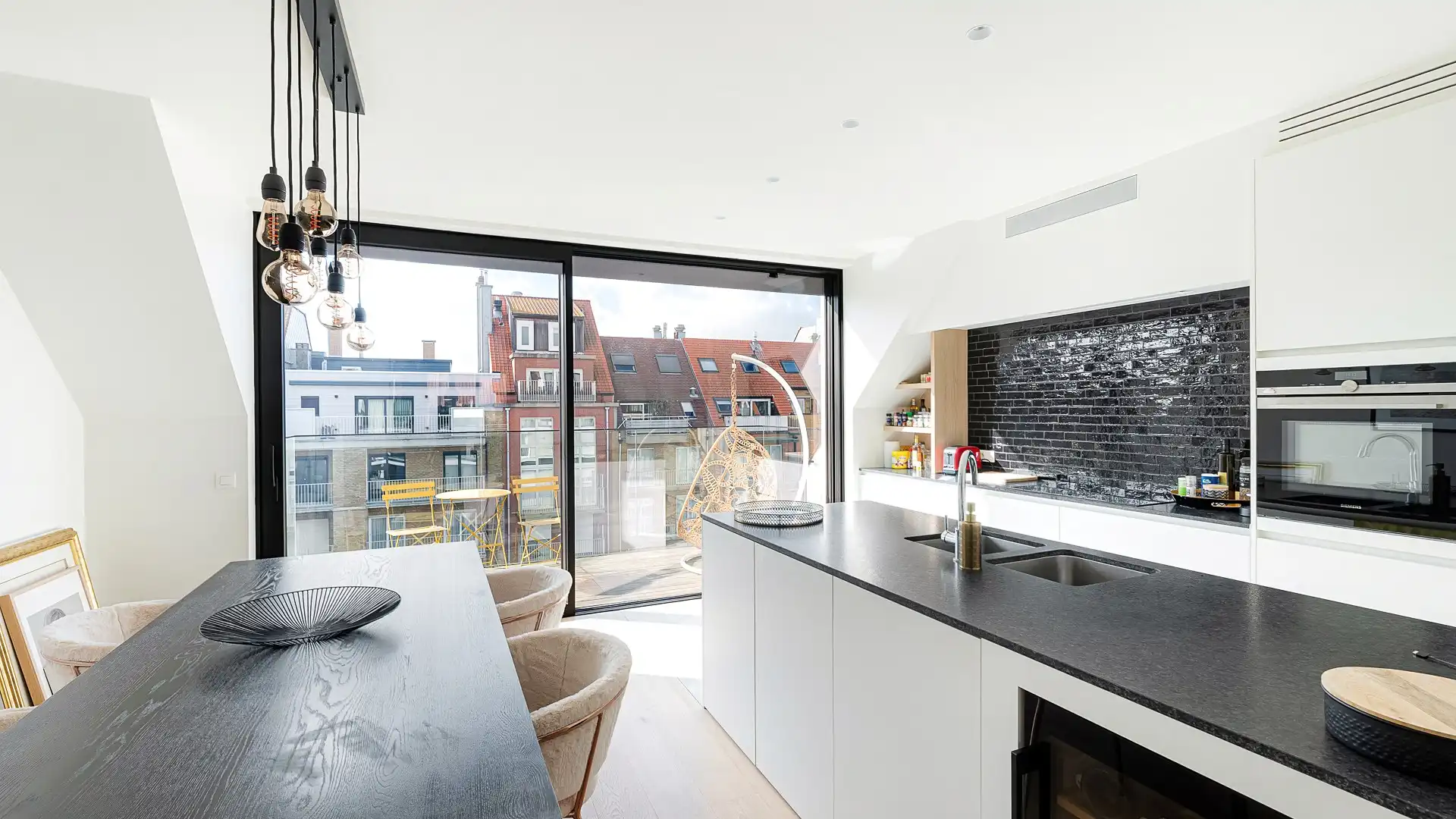 Recent (°2022) duplex dakapp. gelegen op de P. Parmentierlaan  op wandelafstand van de Zeedijk foto 11