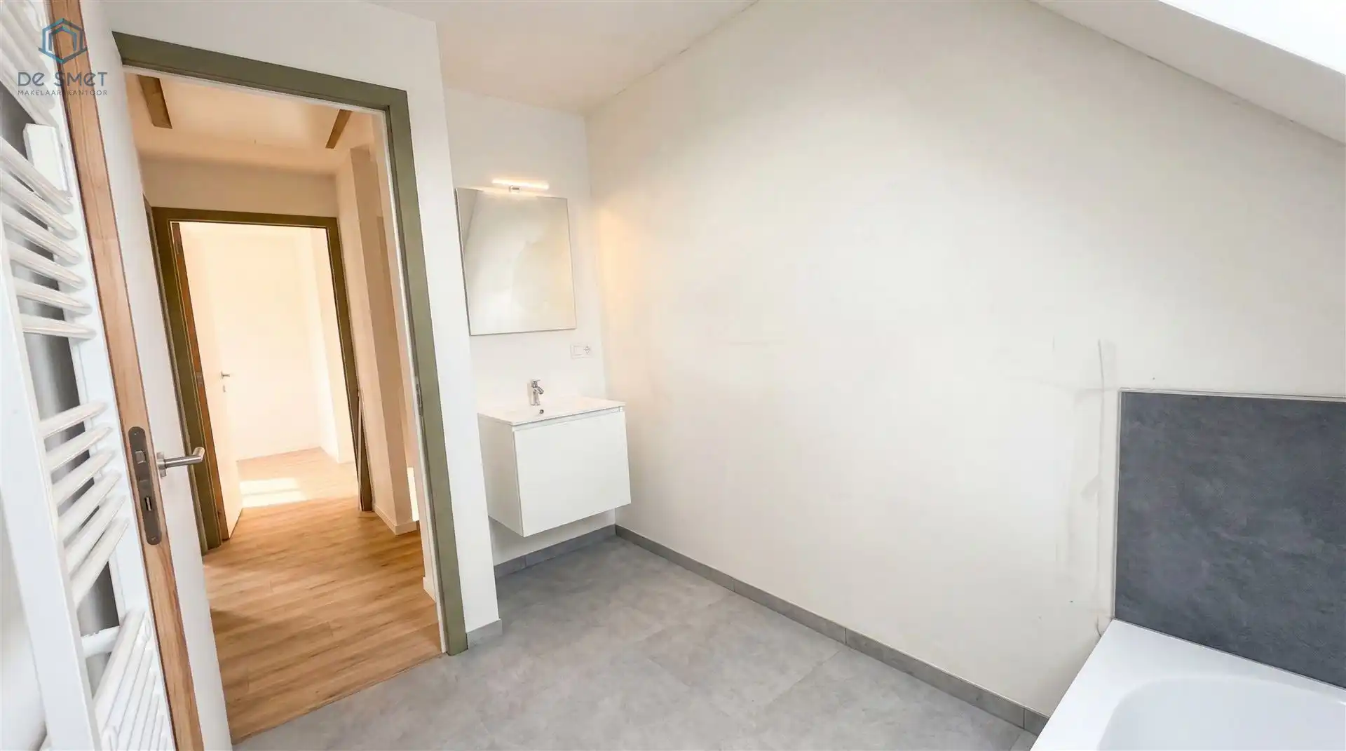 Instapklare nieuwbouwwoning met 4 slaapkamers, 2 badkamers en zonnige tuin foto 25