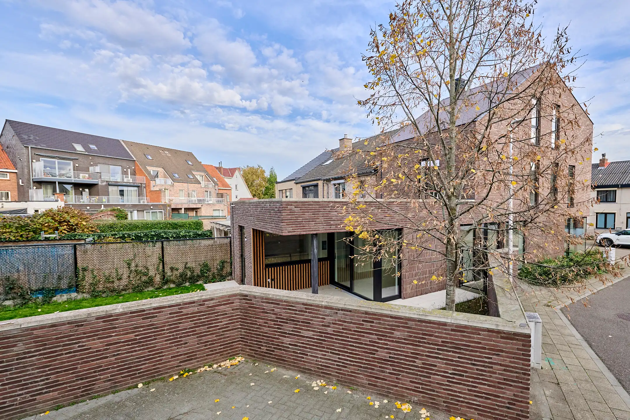 Ruime woning met 4 of 5 slaapkamers en 2 badkamers foto 14